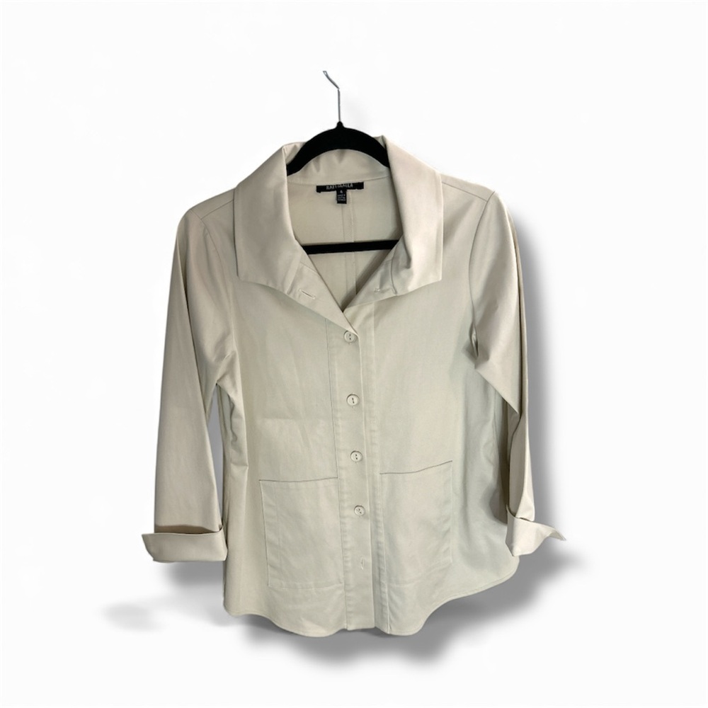 Rafaella Cream Jacket with Creama Buttons. Sz 4 Canadian.